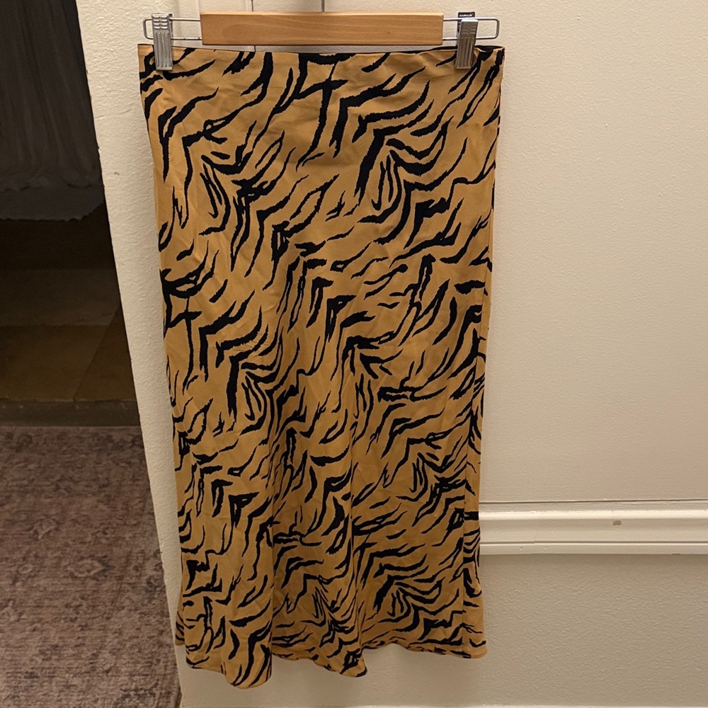 Madewell silk Zebra Print Midi Skirt - Picture 4 of 9